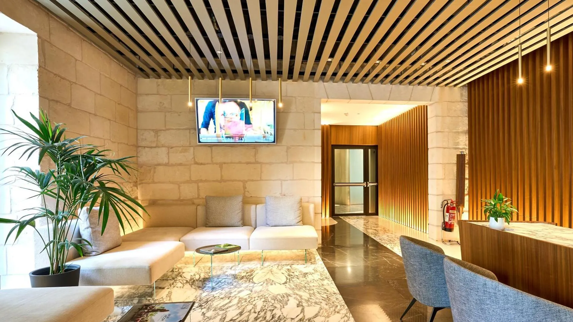 Sleek One-Bedroom Apartment With A Panoramic View Saint Julian's