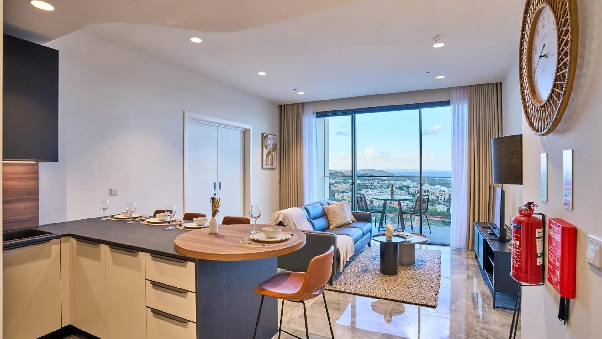 Sleek One-Bedroom Apartment With A Panoramic View Saint Julian's